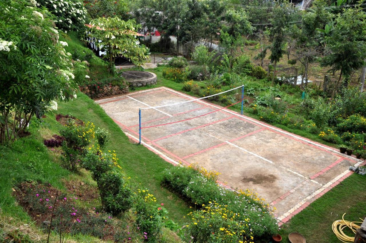 Pine Borough Inn Kodaikanal Exterior photo