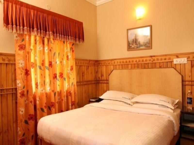 Pine Borough Inn Kodaikanal Exterior photo